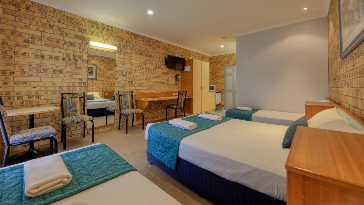 Mulga Country Motor Inn Charleville Kültér fotó