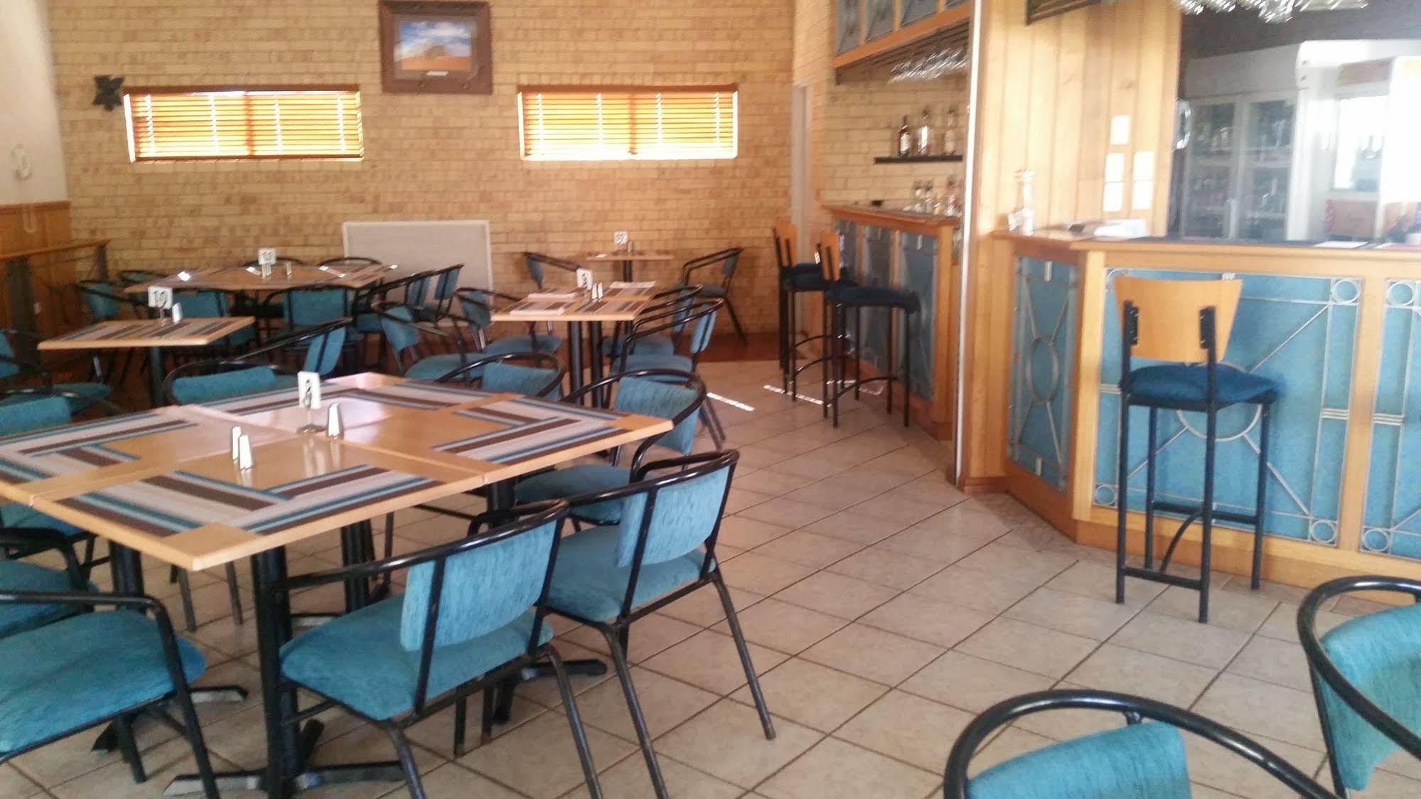 Mulga Country Motor Inn Charleville Kültér fotó